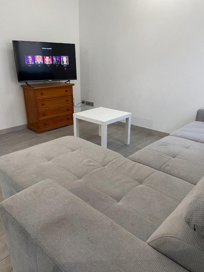 Appart95 Saint-brice Cdg France *
